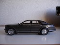 1:18 Minichamps Bentley Mulsanne 2010 Metallic Brown. Uploaded by Ricardo